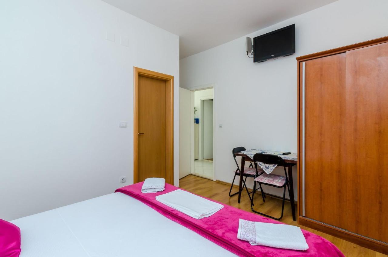Guesthouse Matusic دوبروفينك الغرفة الصورة