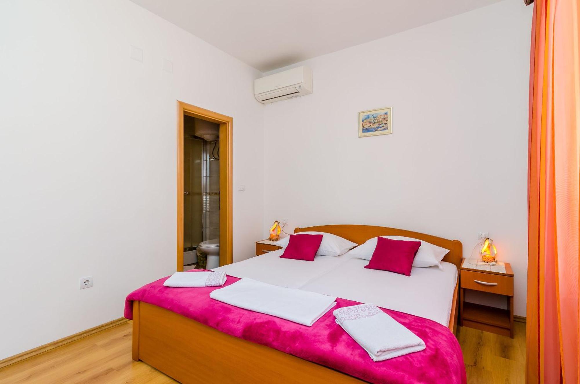 Guesthouse Matusic دوبروفينك الغرفة الصورة
