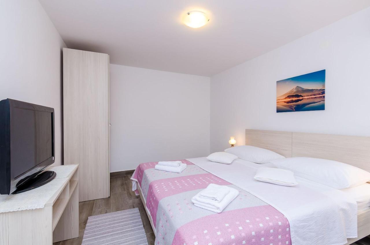 Guesthouse Matusic دوبروفينك الغرفة الصورة