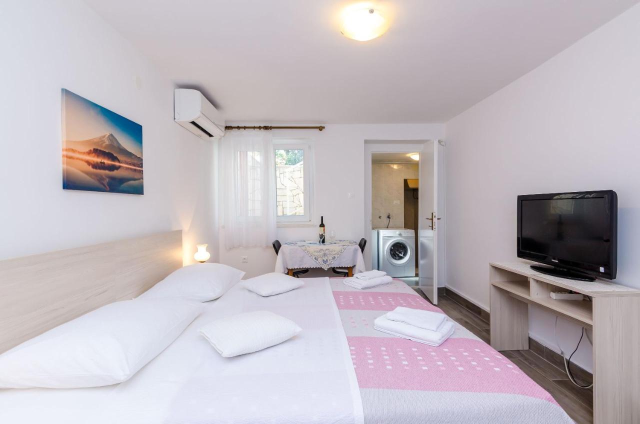 Guesthouse Matusic دوبروفينك الغرفة الصورة